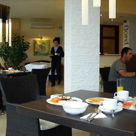 Fjord Hotel